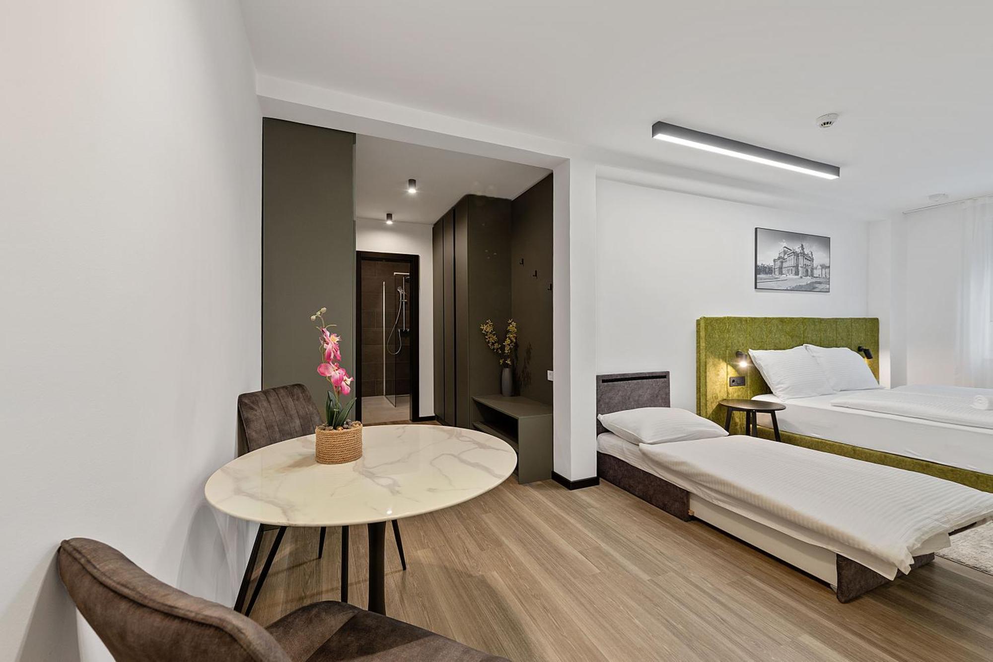Studio Apartments Lenuzzi زغرب المظهر الخارجي الصورة