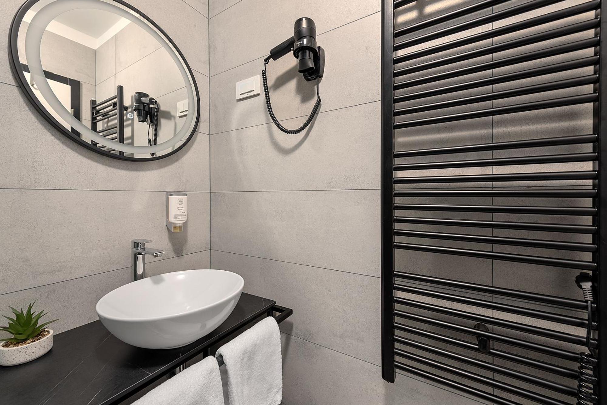 Studio Apartments Lenuzzi زغرب المظهر الخارجي الصورة
