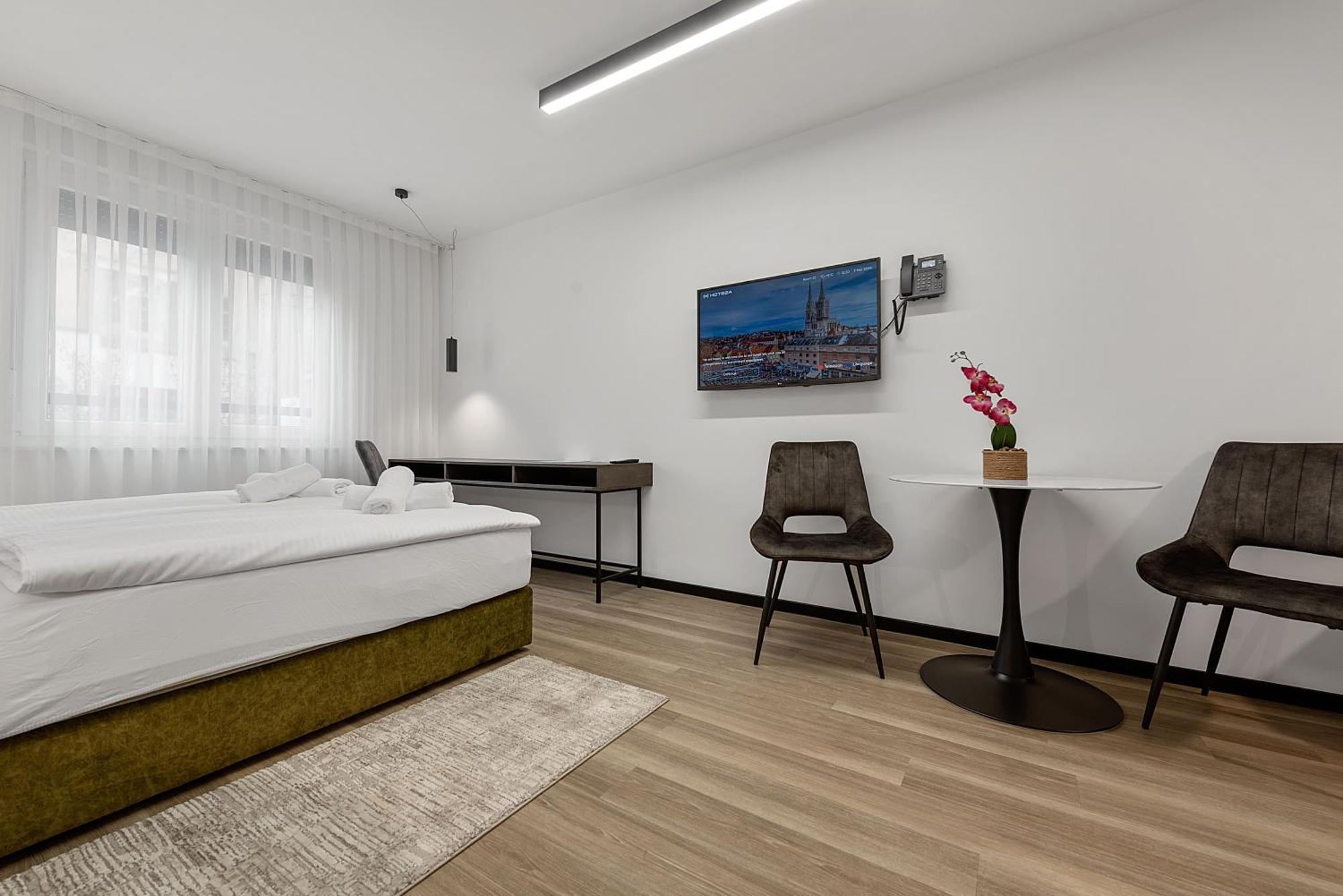Studio Apartments Lenuzzi زغرب المظهر الخارجي الصورة