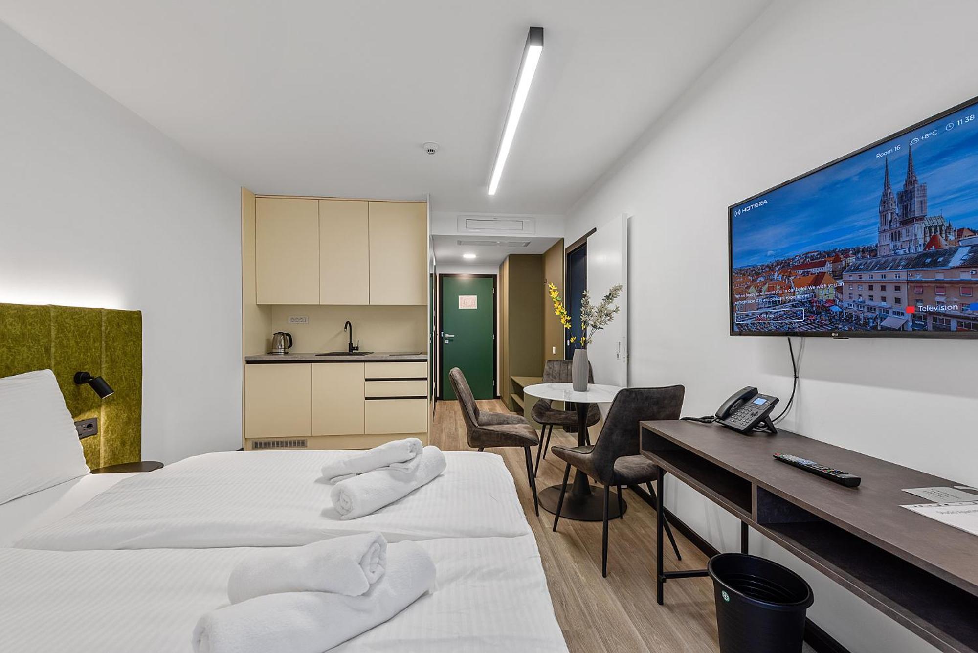 Studio Apartments Lenuzzi زغرب المظهر الخارجي الصورة