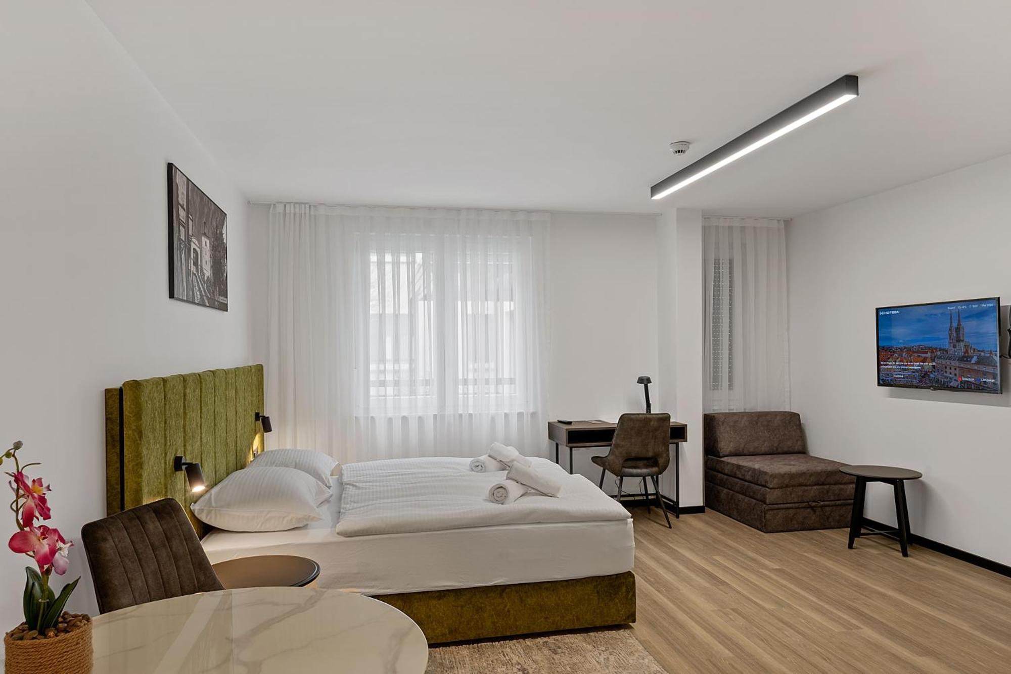 Studio Apartments Lenuzzi زغرب المظهر الخارجي الصورة